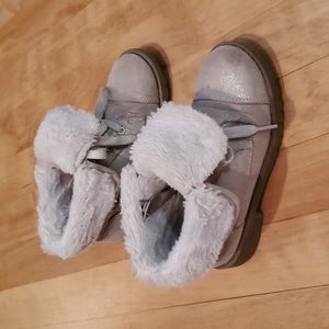 Little girls Calistoga boots size 11